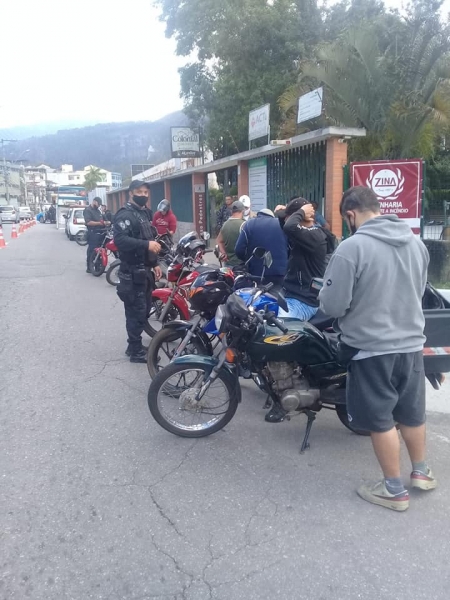 Nova Friburgo: SMOMU realiza blitzes para combater motos barulhentas. -  Portal Fri Notícias