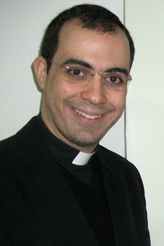 Padre Marcus Vinicius