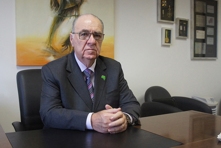  Antonio Tuccilio, presidente da Confederação Nacional dos Servidores Públicos 