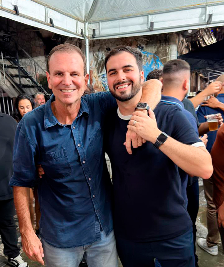 Eduardo Paes ao lado do Vereador Marcos Marins (Foto: Divulgação)
