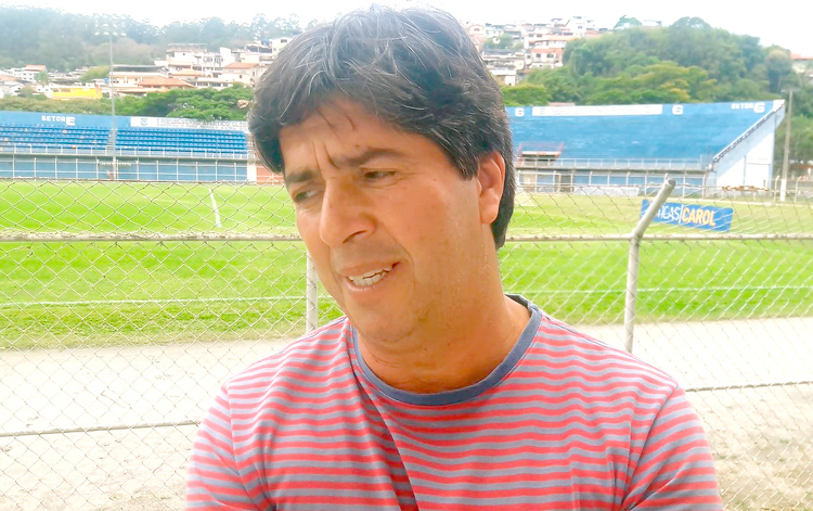 Siqueira aponta dificuldade financeira como fator determinante para o Friburguense não ter avançado no Carioca