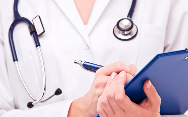 Covid-19: mais de três mil médicos poderão reforçar os postos de saúde