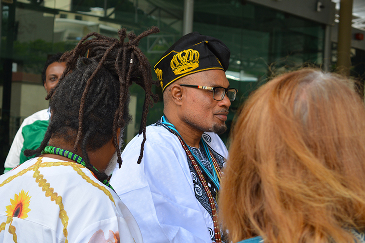 Rei nigeriano Oba Hameed Adejoro Ajijola (Foto: Henrique Pinheiro)
