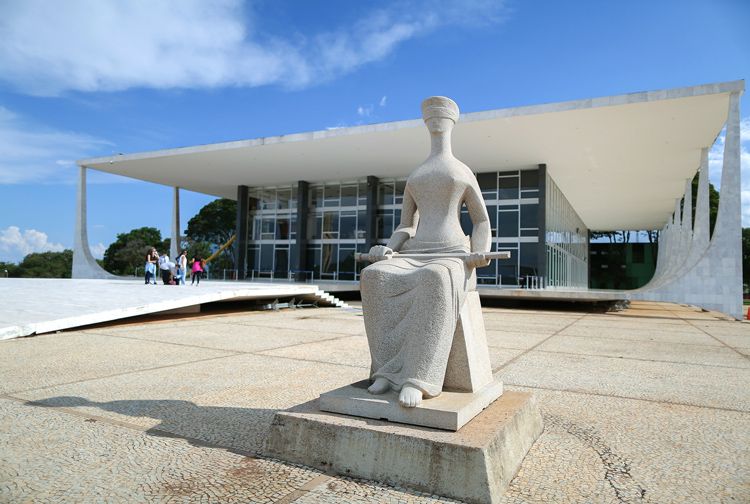 STF já tem maioria para manter nomeação de parentes em cargos políticos 
