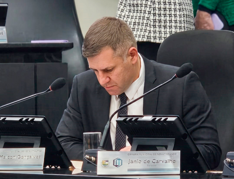 Vereador Maicon Gonçalves, o propositor da sessão (Foto: Jhonatan Borges)