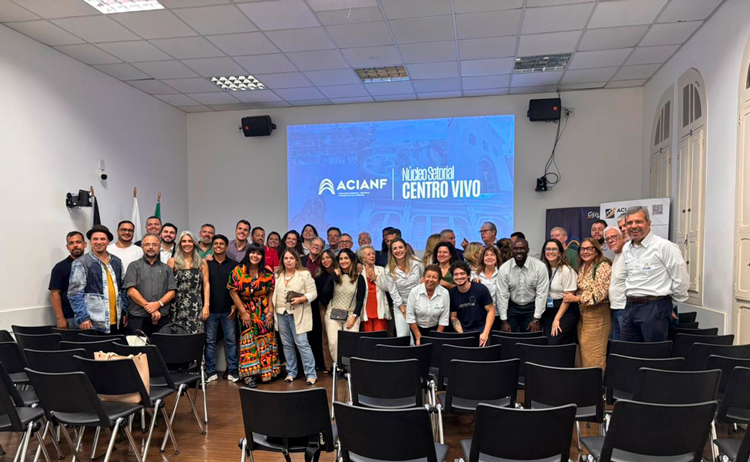 A cerimônia de apresentação do projeto foi realiza na semana passada na sede da Acianf, reunindo membros da entidade, do Sebrae e da Acianf (Foto: Divulgação Acianf ) 
