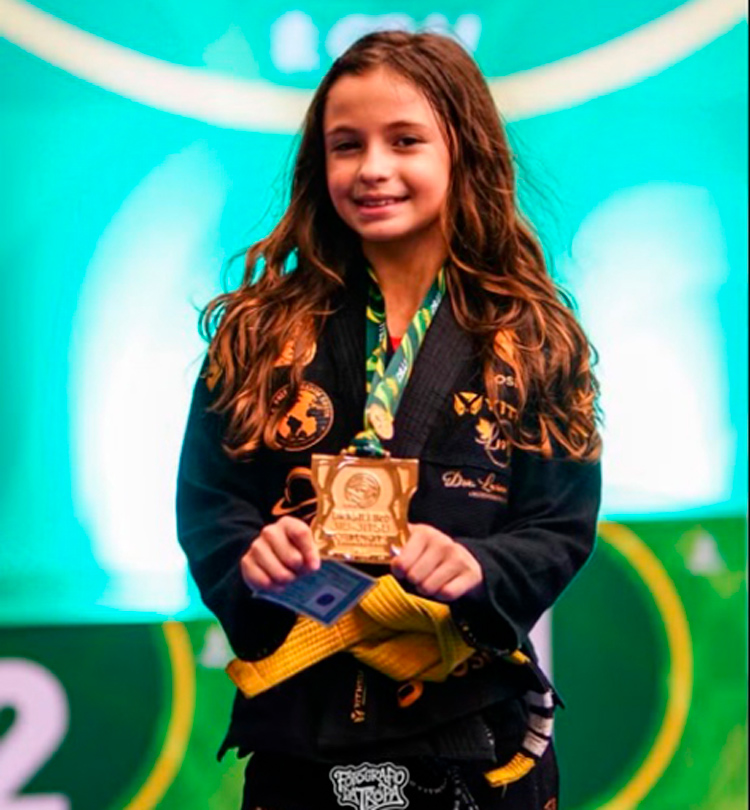 Mesmo com a pouca idade, Melissa já mostra muito talento e empilha conquistas na modalidade (Foto: Divulgação)