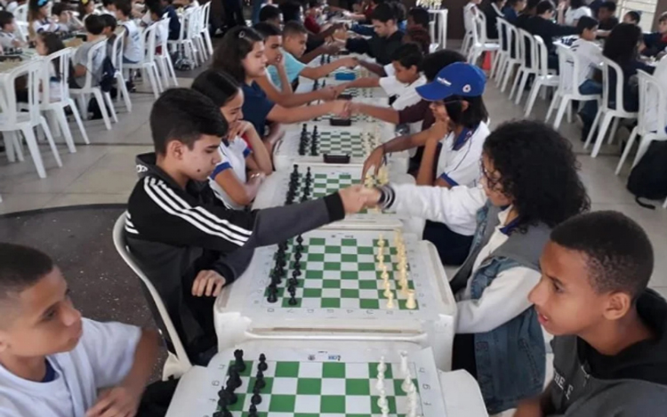 Evento deverá reunir enxadristas das mais variadas idades em Nova Friburgo (Foto: Divulgação Campeonato Escolar Fexerj)