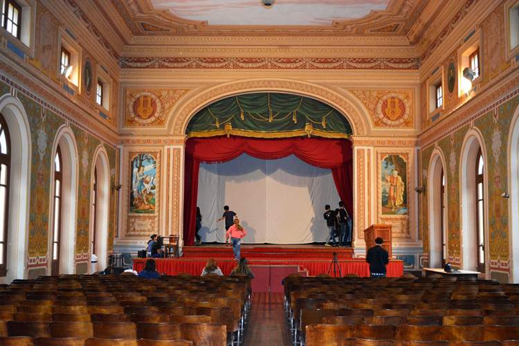 O Teatro do Colégio Anchieta vazio (Arquivo AVS/ Henrique Pinheiro)