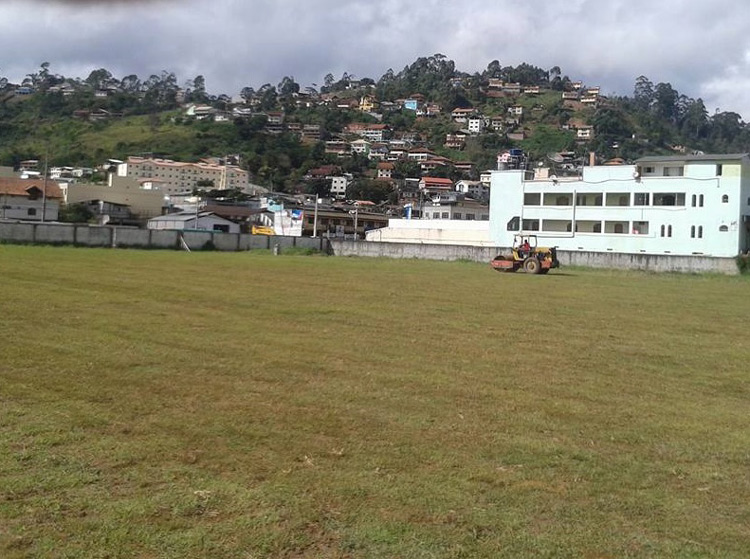 Ladrão furta R$ 6 mil em figurinhas da Copa do Mundo Ladrão furta R$ 6 mil em figurinhas da Copa do Mundo