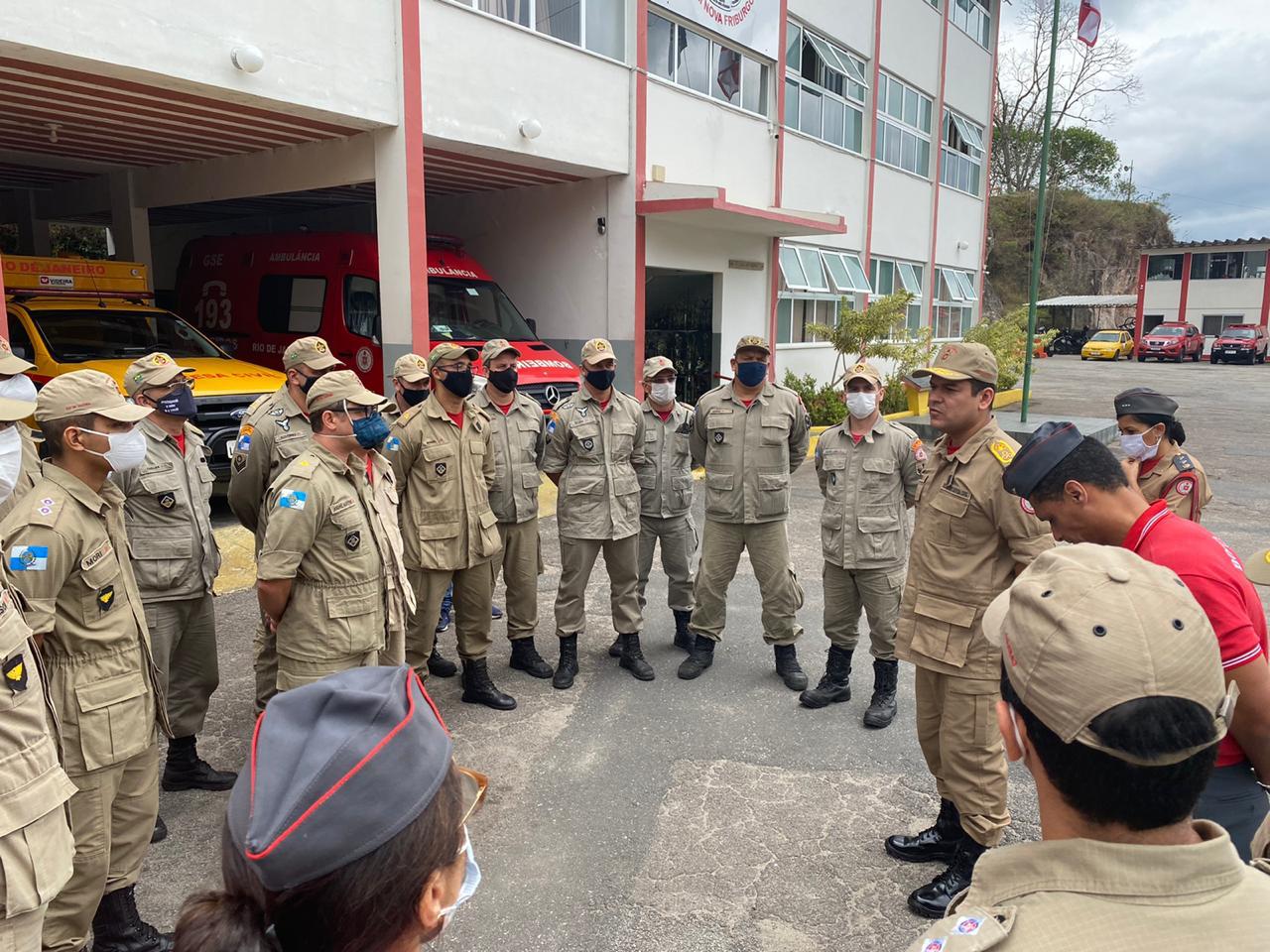 A visita do novo comandante ao 6º GBM (Foto 6º GBM)