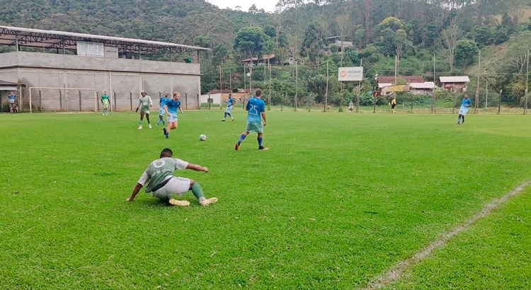 O Corujão não encontrou facilidade, mas conseguiu importante vitória (Fotos: Divulgação)