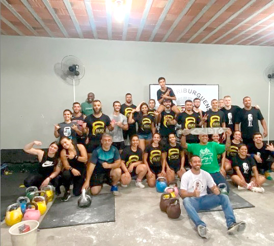 Com o sucesso dos atletas, o Kettlebell Sport atrai cada vez mais adeptos em Nova Friburgo