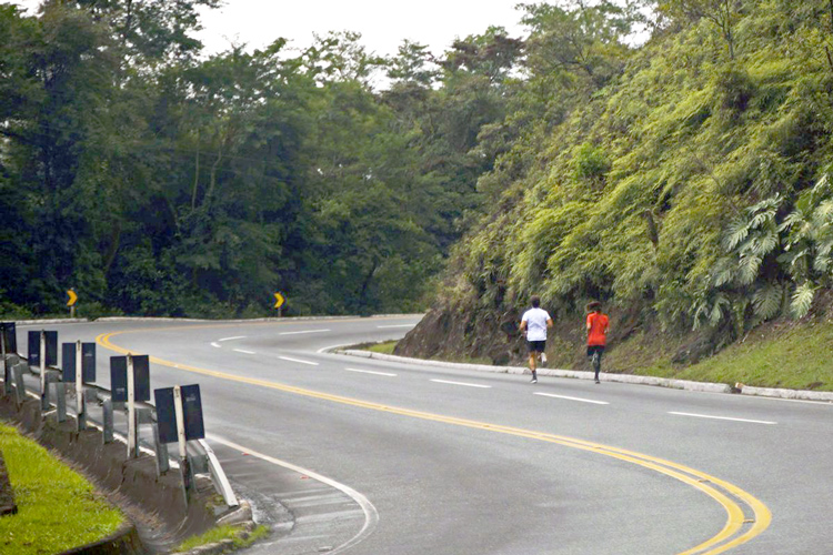Corredores da Uphill Marathon movimentam Nova Friburgo 