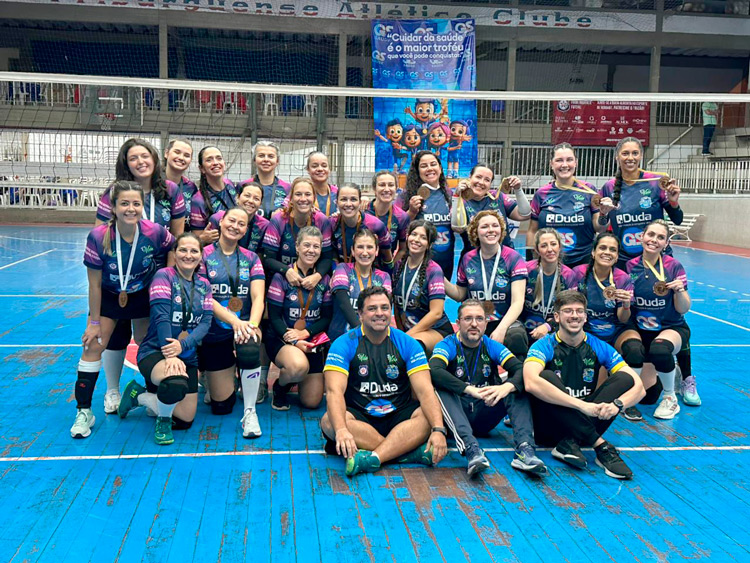 Festival reúne mais de 300 atletas e amantes do vôlei em Nova Friburgo