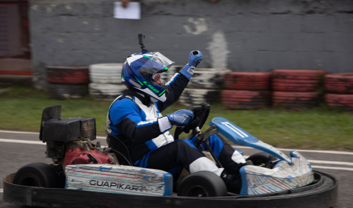 Vitórias são cada vez mais comemoradas pelos pilotos, já na reta final da temporada (Fotos: Ariane Zebende)