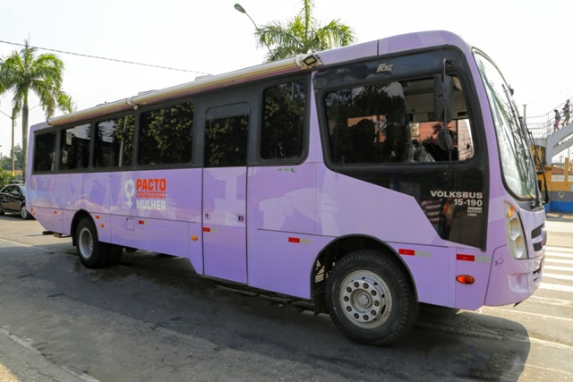 Ônibus Lilás oferece serviços em Cordeiro nesta semana