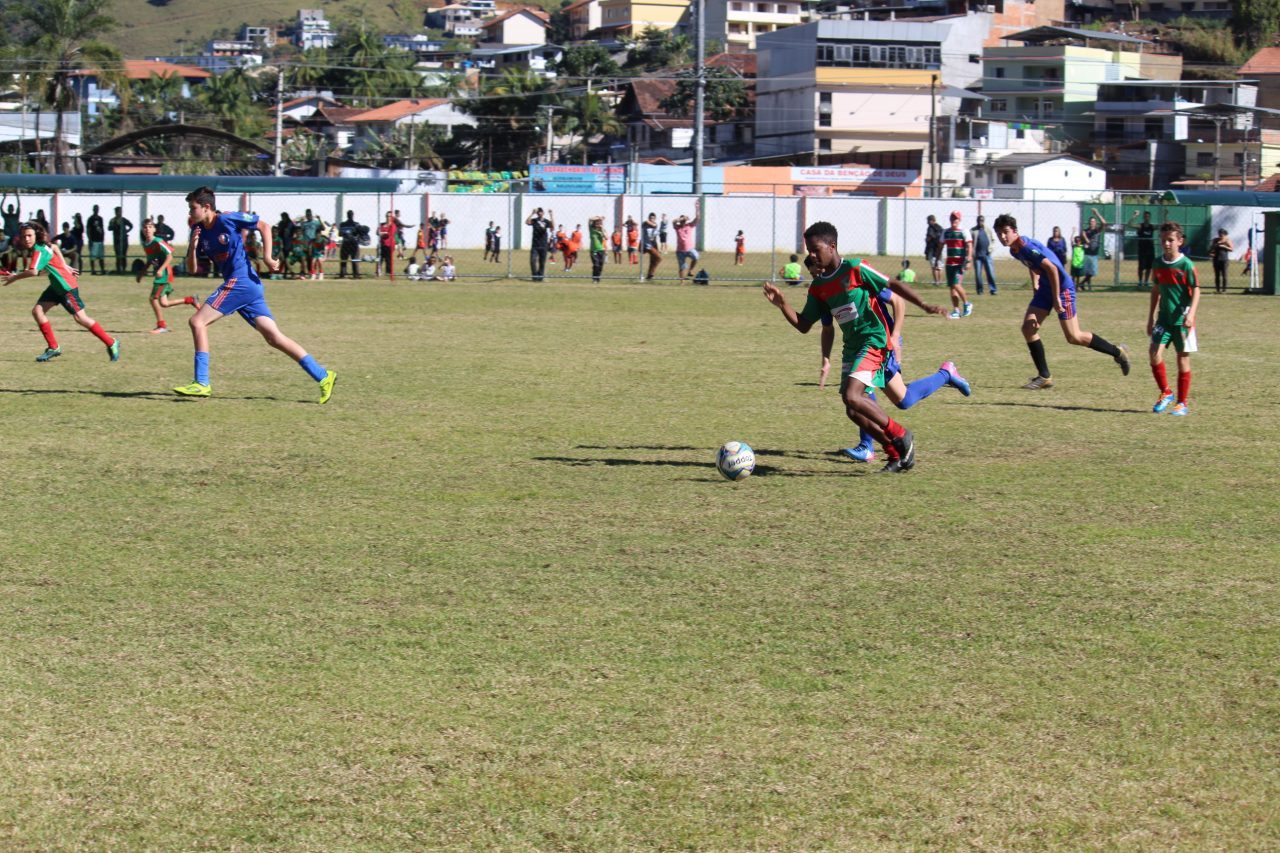 Escolinhas de futebol do NFCC recebem inscrições