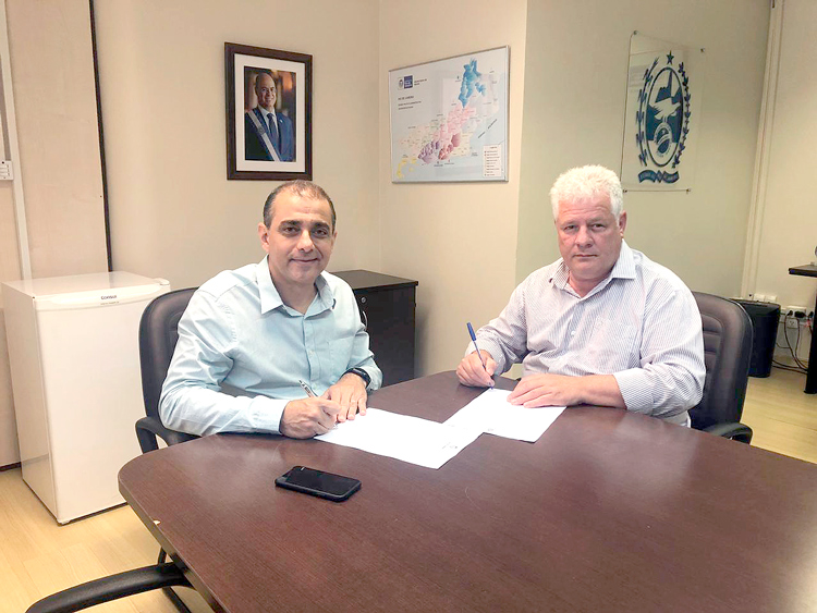 O convênio foi assinado essa semana entre o prefeito e a Secretaria estadual de Saúde (Divulgação)