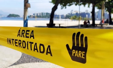 Rio das Ostras e Búzios voltam a interditar praias e impor novas restrições