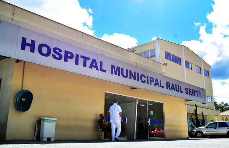 O Hospital Municipal Raul Sertã (Foto: Henrique Pinheiro)