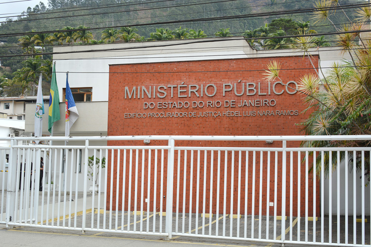 MP faz acordo com PMNF para demolição de imóveis e remoção de moradores