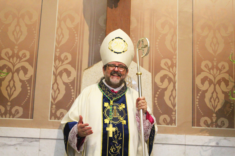 O bispo  Dom Luiz Antonio Lopes Ricci presidirá a missa (Arquivo AVS)