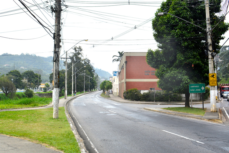 Trecho urbano da RJ-116 ganha redutores de velocidade