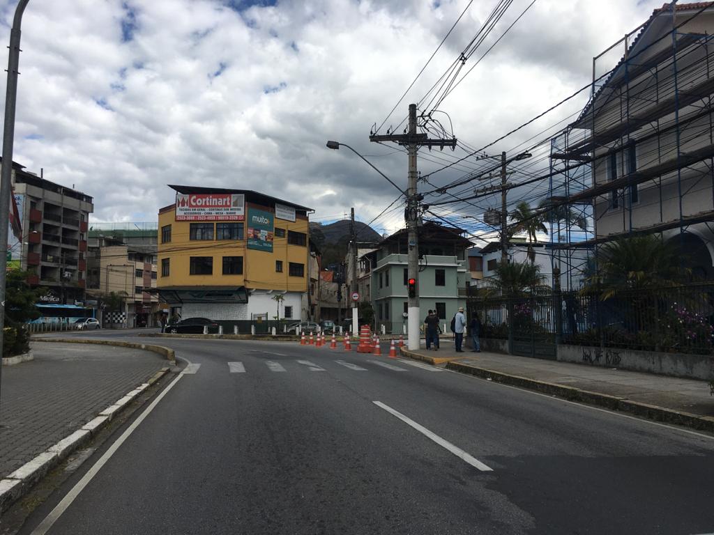 A rua lateral à Igreja Luterana agora dá mão para a Avenida Padre Roberto Sabóia de Medeiros (Foto: Redação AVS)