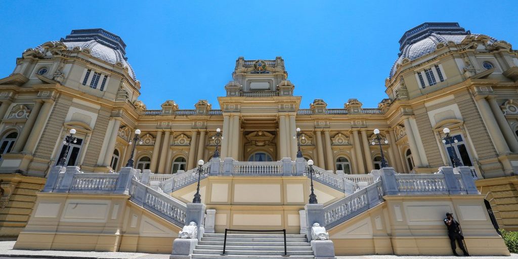 O Palácio Guanabara, sede do governo do estado (Foto: reprodução da web)