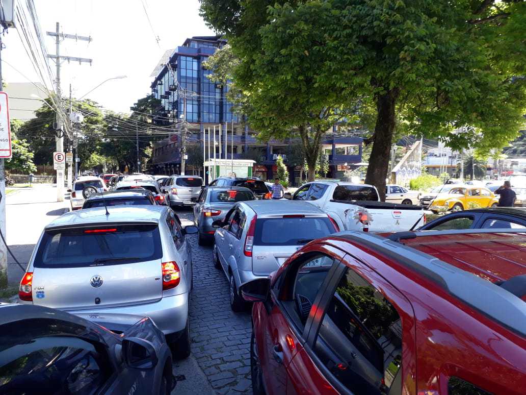 Trânsito em Nova Friburgo antes da pandemia (Arquivo AVS/ Henrique Pinheiro)