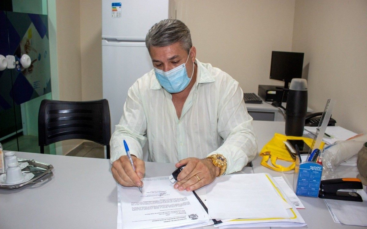 O prefeito  Fabricio Luiz Lima Ayres (Reprodução da web)