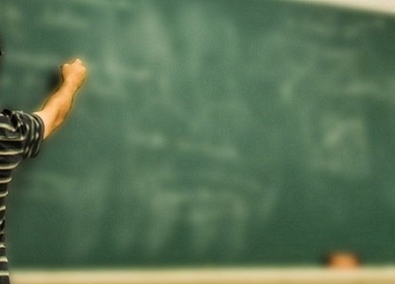 Estado vai convocar 600 professores para suprir carência nas escolas 