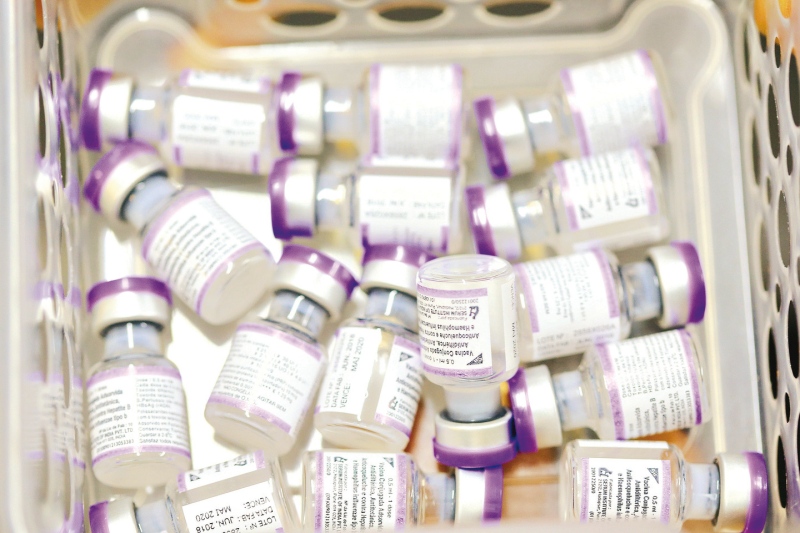 Friburgo recebe 8.878 doses de AstraZeneca, Pfizer e Janssen contra Covid
