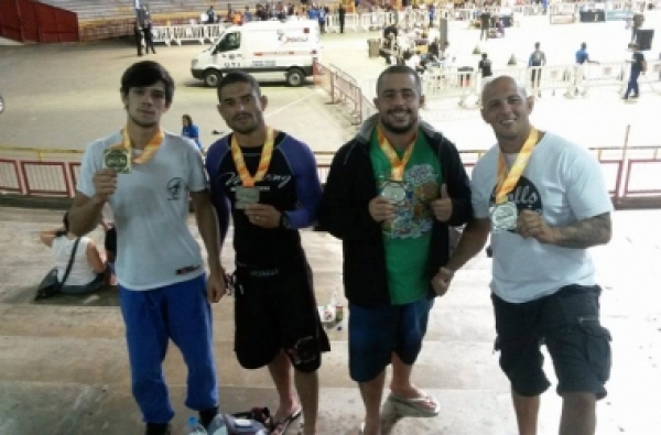 Lutadores de Nova Friburgo somam bons resultados em Belo ... - A Voz da Serra (Blogue)