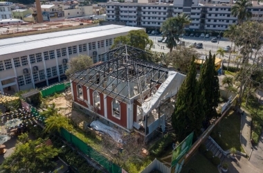 Casarão do Espaço Arp avança no processo de retrofit e restabelecimento | Jornal A Voz da Serra