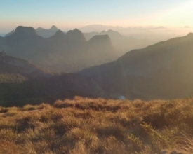 Parque dos Três Picos tem cenário ideal para o montanhismo | Jornal A Voz da Serra