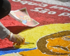 Corpus Christi: tapetes, procissão, fé e solidariedade | Jornal A Voz da Serra