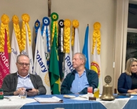 Associados e amigos do Rotary Caledônia doam mais de R$ 45 mil reais a famílias gaúchas  | Jornal A Voz da Serra