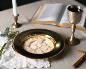 Corpus Christi: tapetes de sal, missa, procissão e fé na Avenida Alberto Braune | Jornal A Voz da Serra