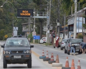 Cerca de 170 mil veículos devem passar pela RJ-116 neste feriadão | A Voz da Serra
