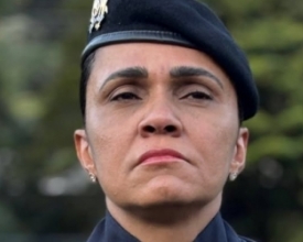 Primeira comandante mulher toma posse no 11ºBPM | A Voz da Serra