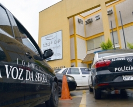 Ação conjunta contra o tráfico: um preso e R$ 80 mil em drogas apreendidos | A Voz da Serra