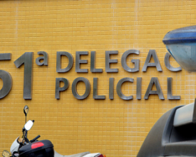 Homem é preso por tráfico e tenta subornar agentes para escapar | Jornal A Voz da Serra