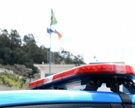 Cerco ao tráfico: menor apreendido com pistola e rádio transmissor  | A Voz da Serra