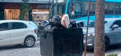 Lixo nas ruas | A Voz da Serra