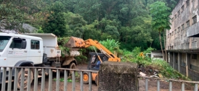 Prefeitura realiza limpeza no antigo Sase após denúncias de A VOZ DA SERRA | A Voz da Serra